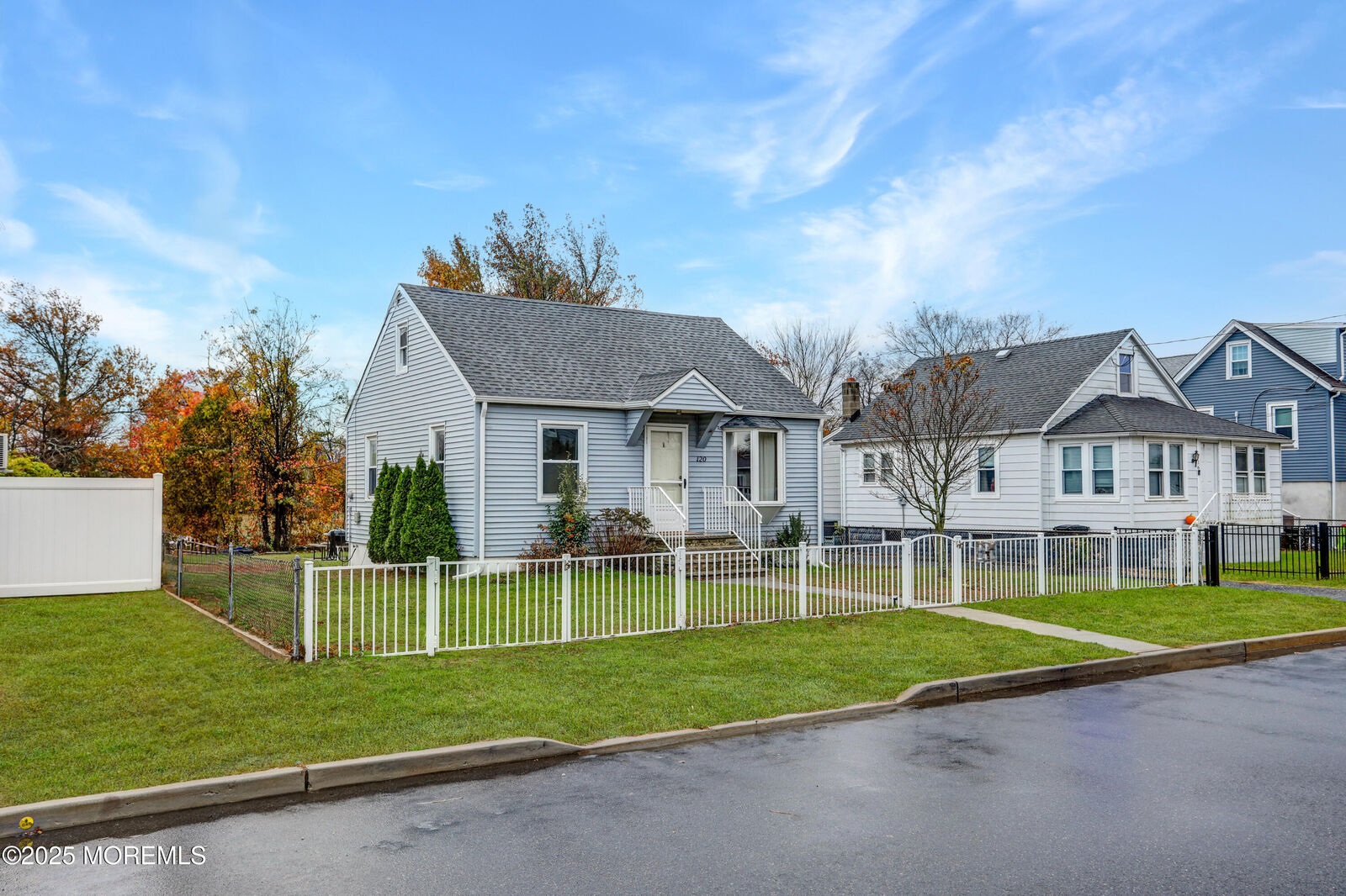 Property Photo:  120 Victoria Place  NJ 07735 