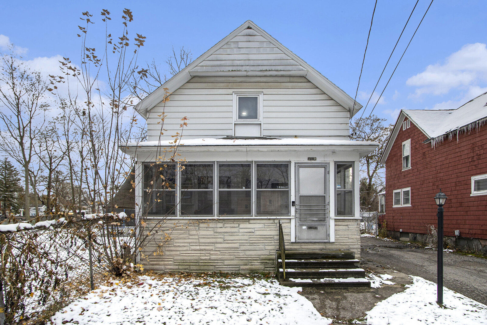 Property Photo:  1312 Wells Place  MI 49001 