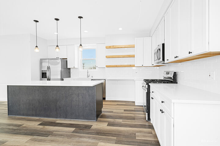 Property Photo: 18445 Kedzie Avenue IL 60430