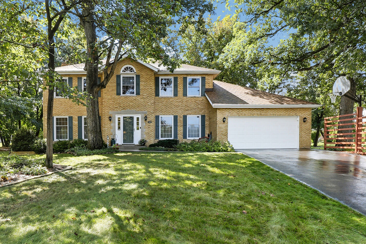 Property Photo: 764 Leslie Lane IL 60423