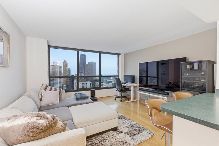 Property Photo: 405 N Wabash Avenue 5112 IL 60611