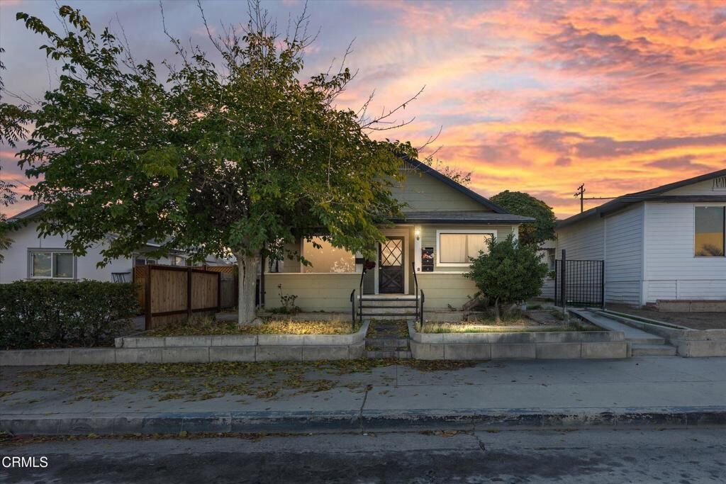 Property Photo:  305 North Street Street  CA 93268 