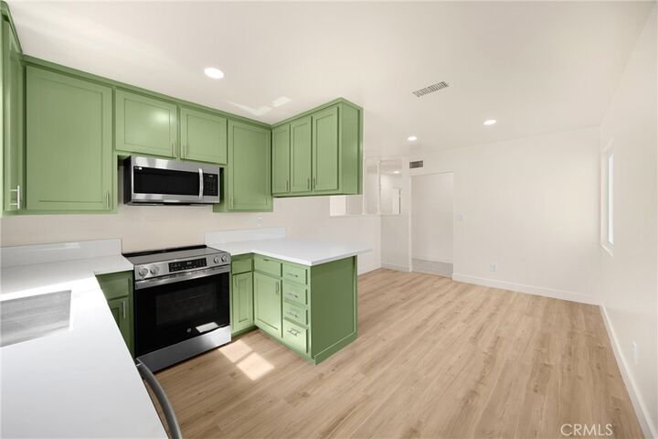 Property Photo:  24830 Lukewood  CA 92553 