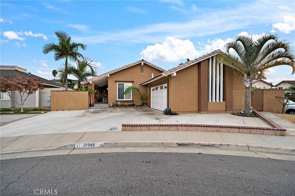 Property Photo: 17349 Los Amigos Circle CA 92708