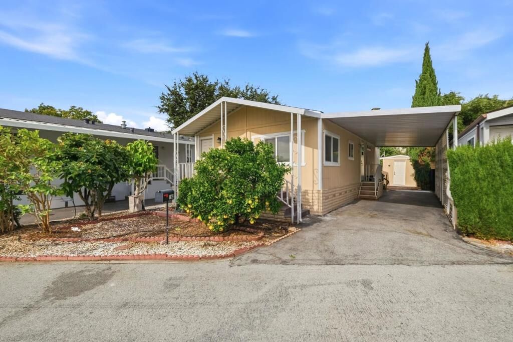 Property Photo:  60 Wilson Way  CA 95035 