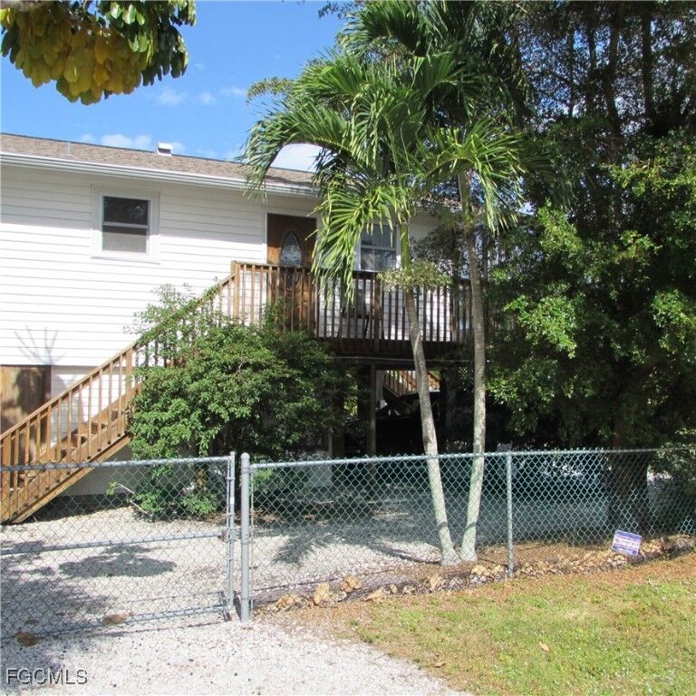Property Photo:  5888 Sea Bass Road  FL 33922 