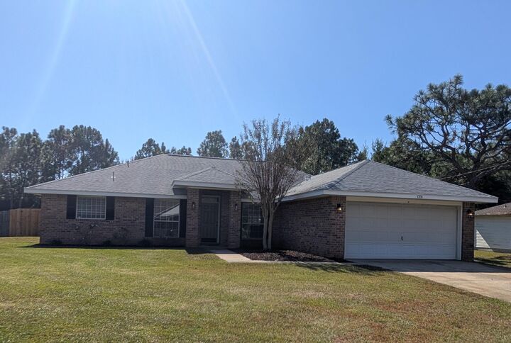 Property Photo: 7331 Broadmoor Street FL 32566