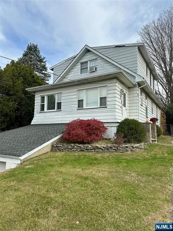 Property Photo: 202 Newark Pompton Turnpike NJ 07470