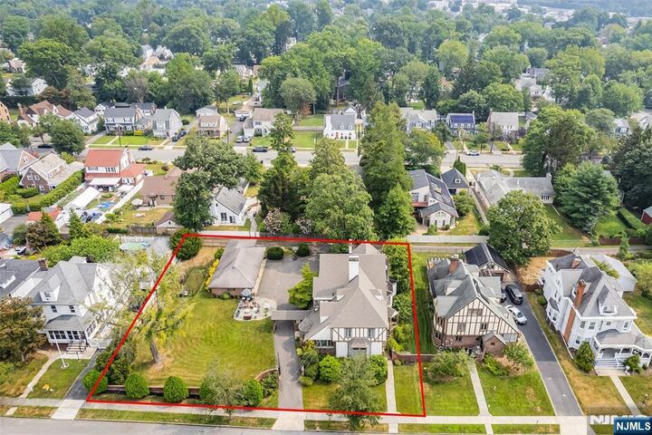 290 Clinton Place  Hackensack NJ 07601 photo