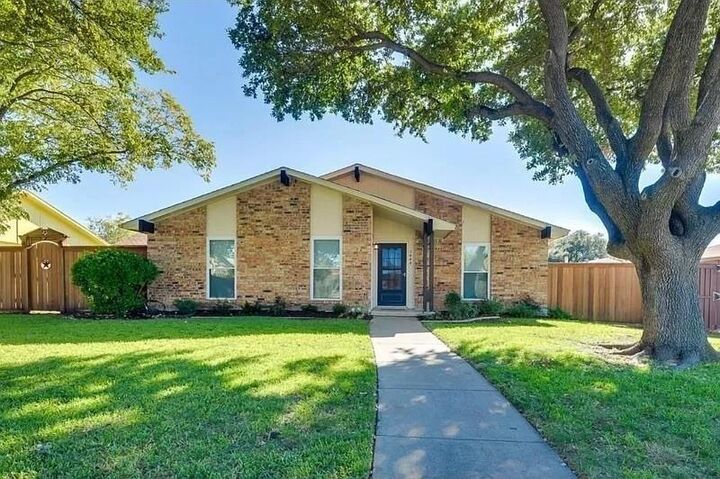 Property Photo: 1444 Harvest Glen Drive TX 75023