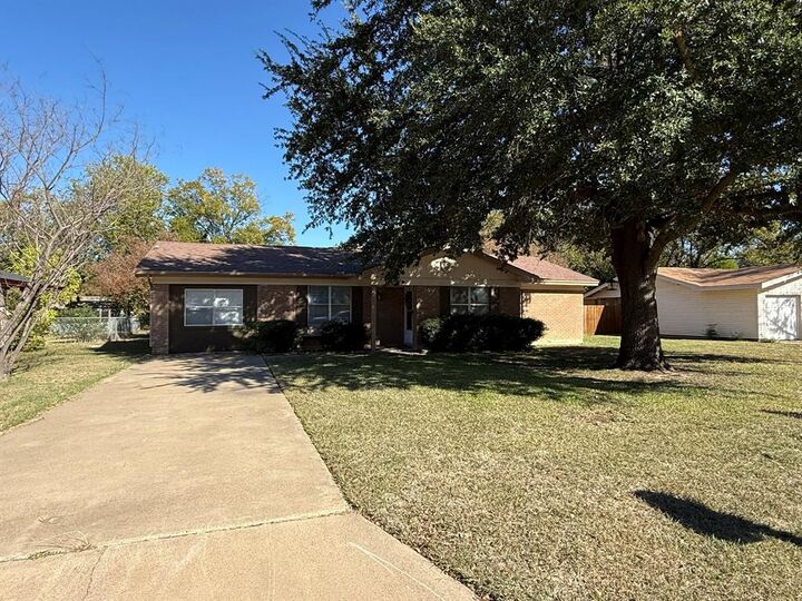 Property Photo: 2206 12th Street TX 76801