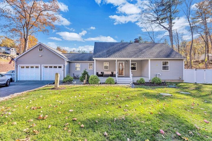 68 E Main St  Hopkinton MA 01748 photo