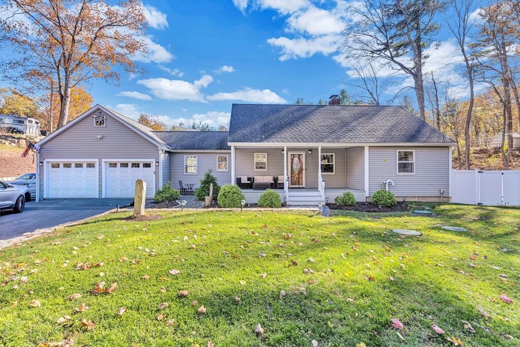 Property Photo:  68 E Main St  MA 01748 