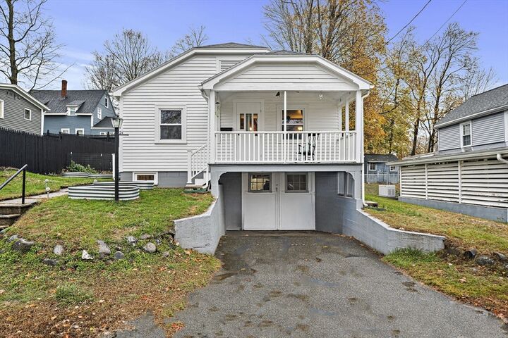 21 Green St  Merrimac MA 01860 photo