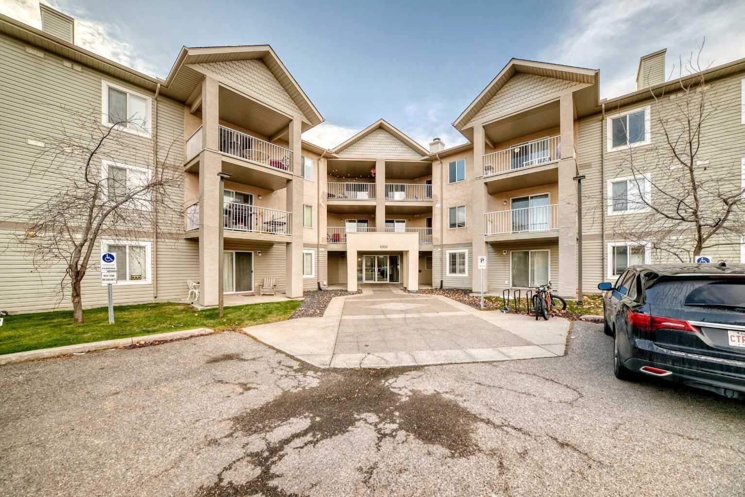Photo de la propriété:  1000 Citadel Meadow Point NW 115  AB T3G 5N5 