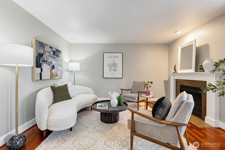 Property Photo: 8980 Redmond Woodinville Road NE 101 WA 98052