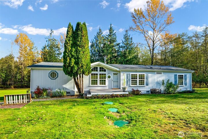 Property Photo:  5619  Happy Hollow Road  WA 98292 