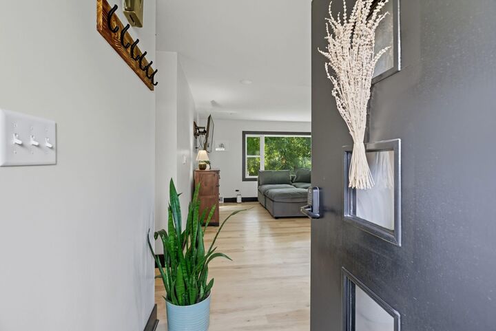 Property Photo: 1103 N Locust Street IA 51534