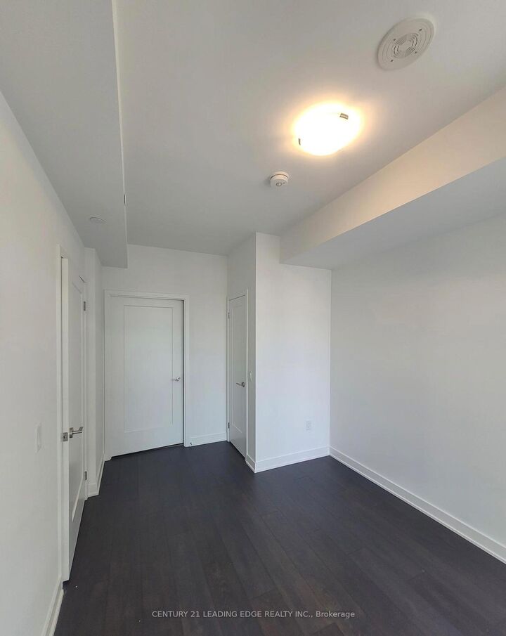 Property Photo:  95 Oneida Crescent 707  ON L4B 0H5 