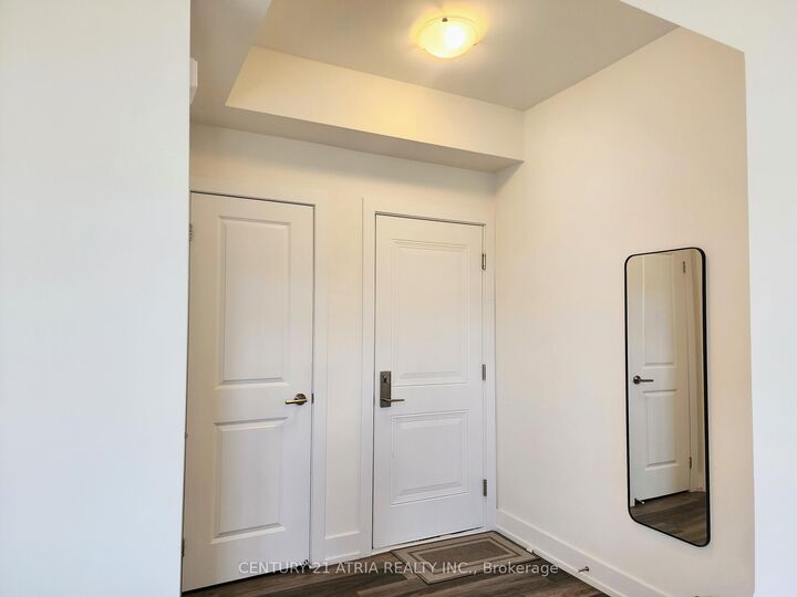 Photo de la propriété:  1 Bond Crescent 3  ON L4E 1J4 