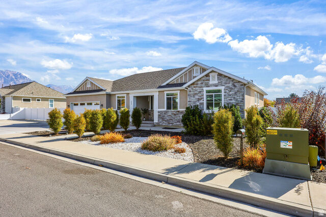 Property Photo: 545 W 1240 N UT 84057