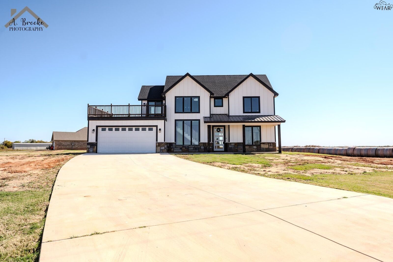 Property Photo:  2567 Fm 368  TX 76367 