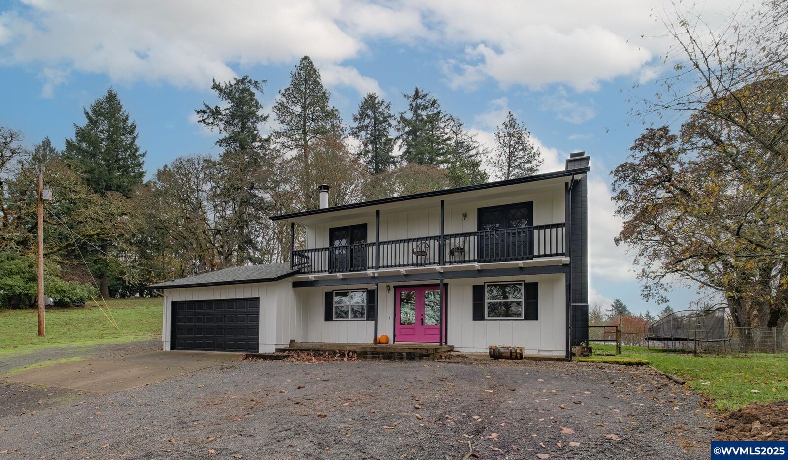 Property Photo: 31095 S 5th St OR 97355