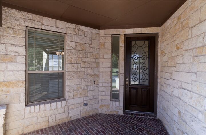 Property Photo:  1995 Canyon Sage Path  TX 78665 