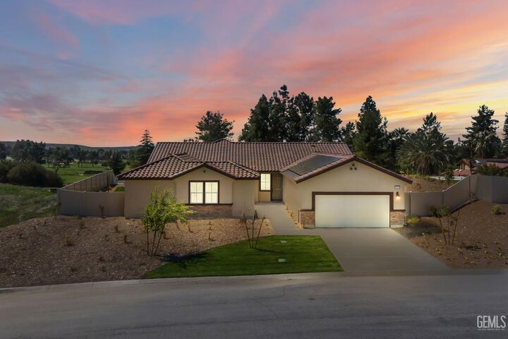 5804 Levanto Street  Bakersfield CA 93306 photo