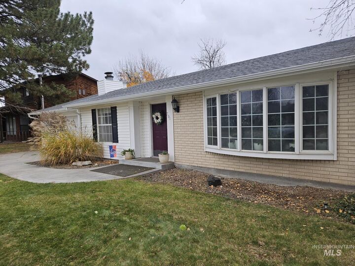 Property Photo: 701 W Boone Ave ID 83651