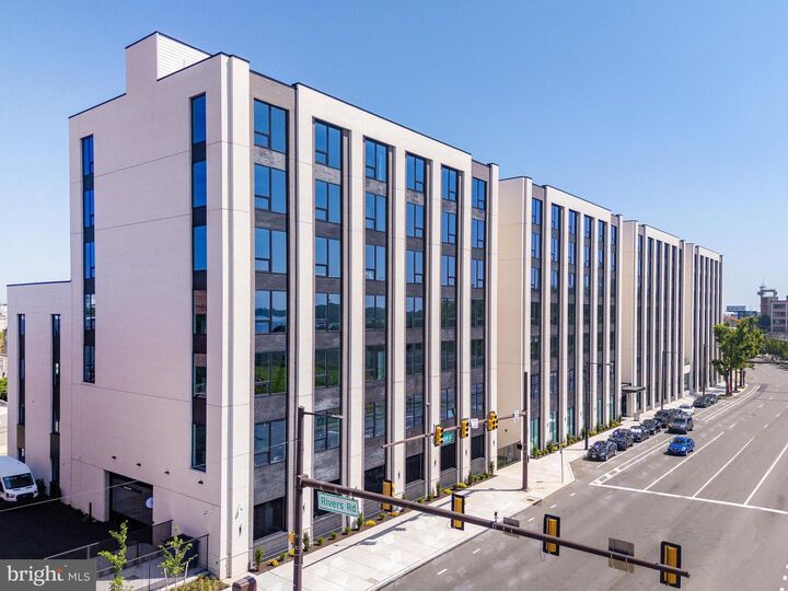 Property Photo: 1130 N Delaware Avenue 206 PA 19125