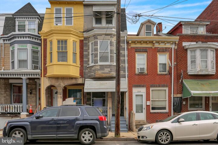 Property Photo:  221 N 11th Street  PA 19601 