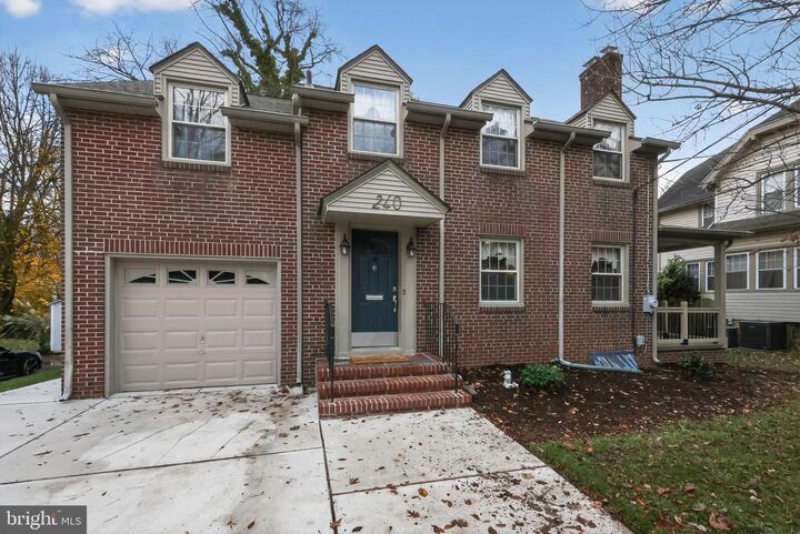 240 Hopkins Avenue  Haddonfield NJ 08033 photo