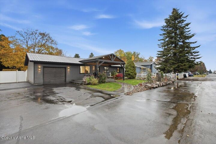 Property Photo: 9705 N Meadow Way ID 83835