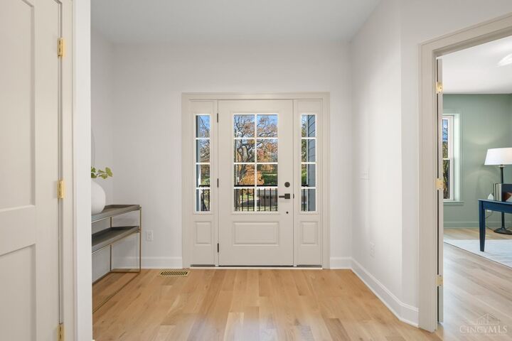 Property Photo:  3917 Paxton Avenue  OH 45209 