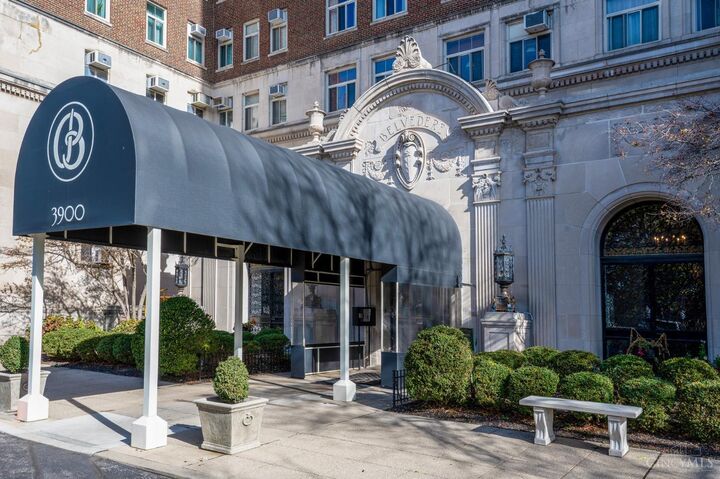 Property Photo: 3900 Rose Hill Avenue OH 45229