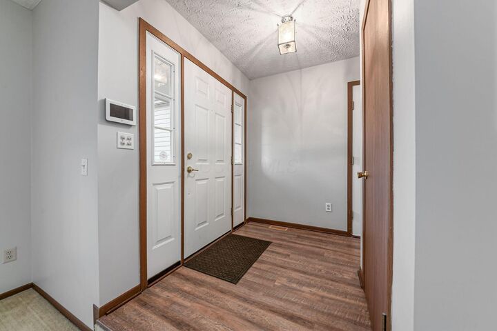 Property Photo:  4044 Dumfries Court  OH 43016 