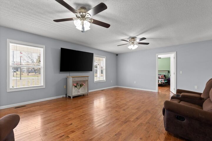 Property Photo:  2424 County Road 505  AL 35968 