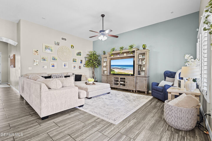 Property Photo: 7880 Enchanted View Drive TX 79911