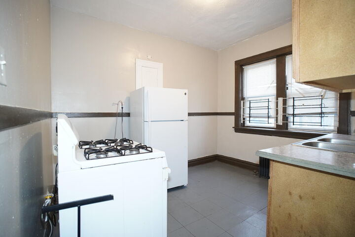 Property Photo: 1166 Connecticut Street 6 IN 46407