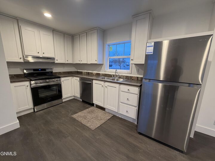 Property Photo: 119 Countryside Lane ND 58554