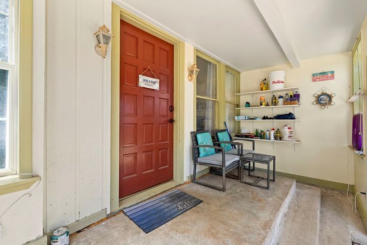 Property Photo: 541 Robindale TX 78003