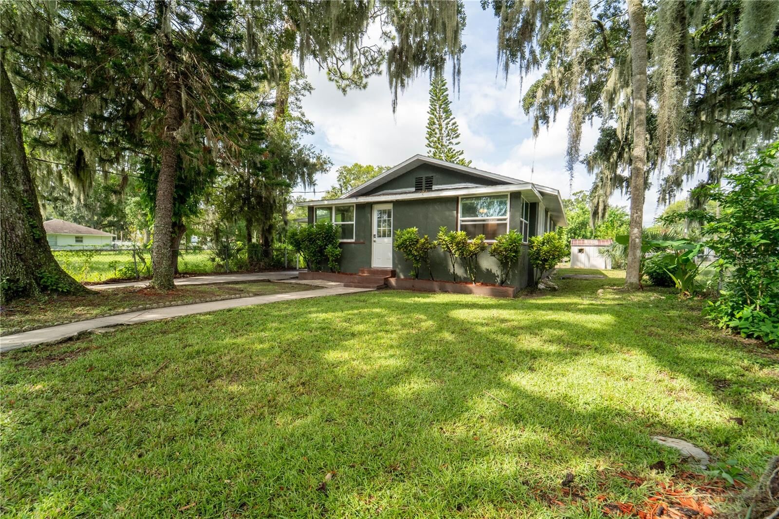 Property Photo: 546 Fulton Street FL 32114