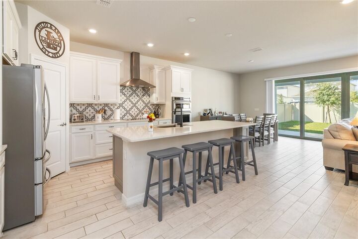 Property Photo:  2710 Forestdale Street  FL 34771 