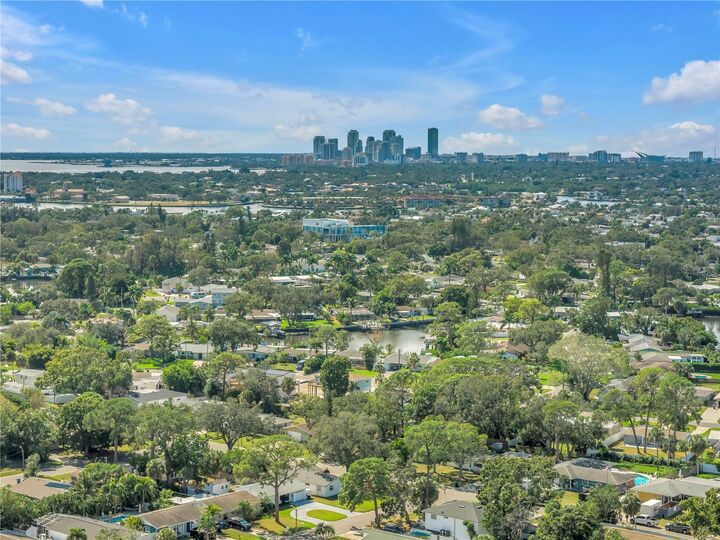 Property Photo:  4891 Venetian Boulevard NE  FL 33703 