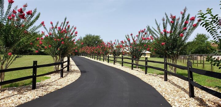 Property Photo: 35649 County Road 439 FL 32736