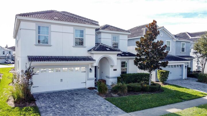 Property Photo:  8906 Stinger Drive  FL 33896 