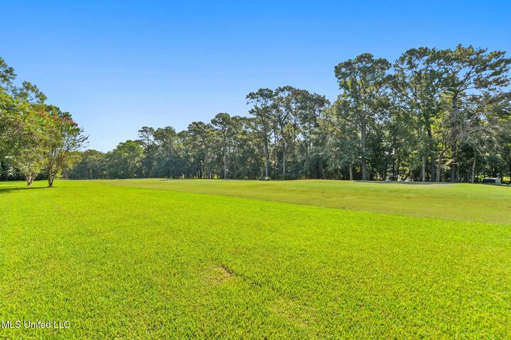 Property Photo: 74617 N Diamondhead Drive MS 39525