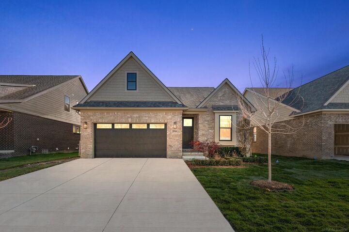 5944 Willow Grove Drive  Troy MI 48085 photo