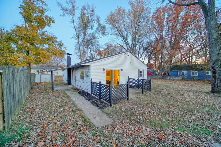 Property Photo: 937 Longfellow Avenue MI 49202